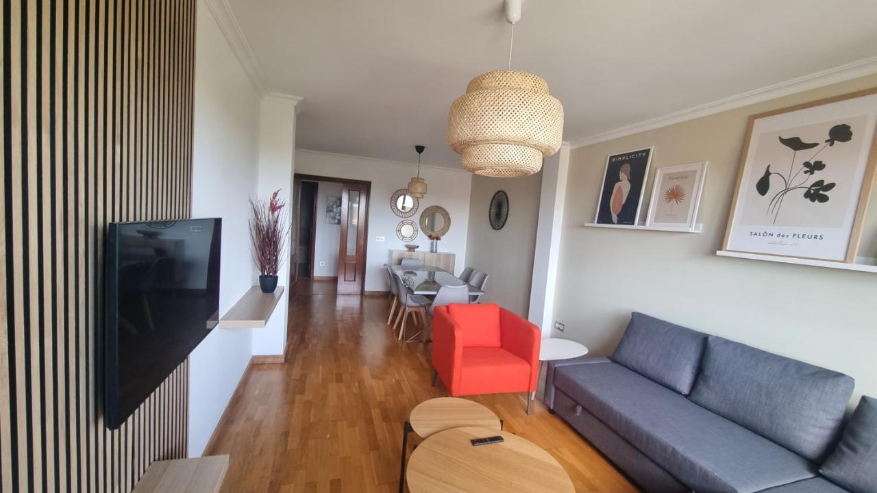 Piso Zona Hospital 6 Personas Apartment โอเบียโด ภายนอก รูปภาพ